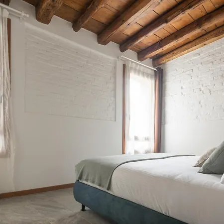 Appartamento Castello With Garden R&r *